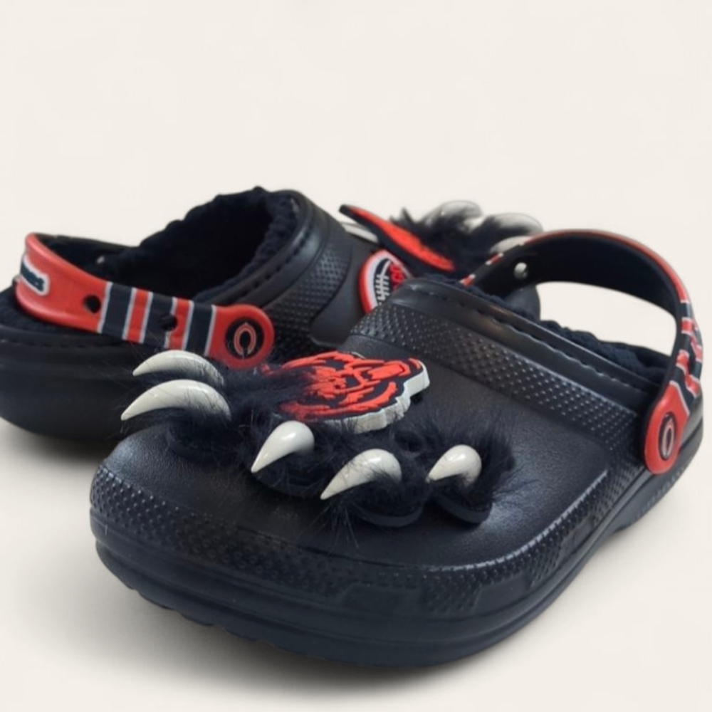 Chicago Bears Crocs - Picture 5 of 15